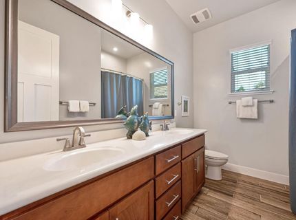 5715 Bolwarra Ct, Fair Oaks, CA 95628 Photo