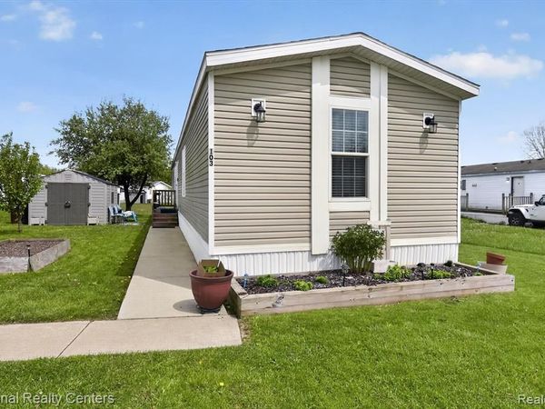 2735 S Wagner Road, Ann Arbor, MI 48103