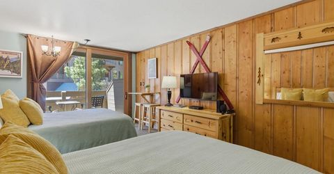 2000 North Village Drive, Truckee, CA 96161 Photo