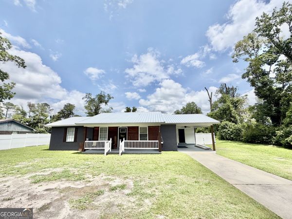 53 Carey Drive, Hazlehurst, GA 31539