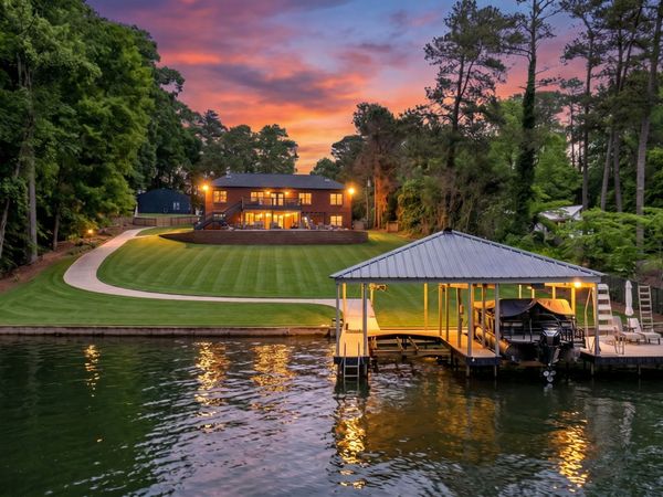 8258 Jackson Lake Road, Monticello, GA 31064