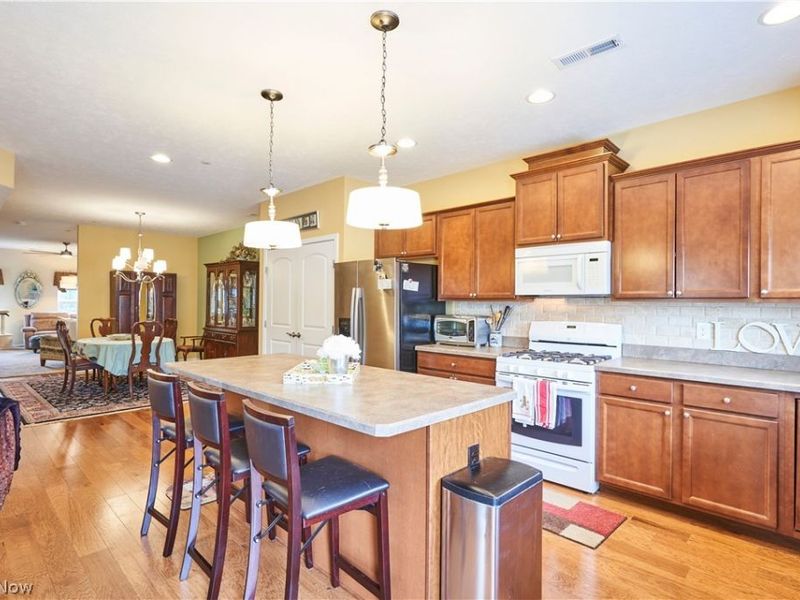 38083 Euclid Avenue, Unit 2, Willoughby, OH 44094 Photo 18