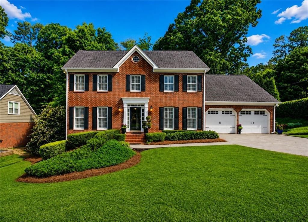 4648 Glenforest Drive Ne, Roswell, GA 30075 Main Photo