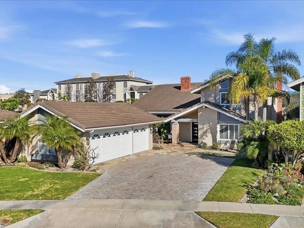 18874 Mount Cimarron Street, Fountain Valley, CA 92708
