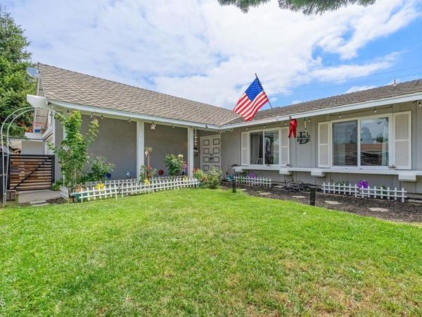 9304 Wolverton Street, Ventura, CA 93004