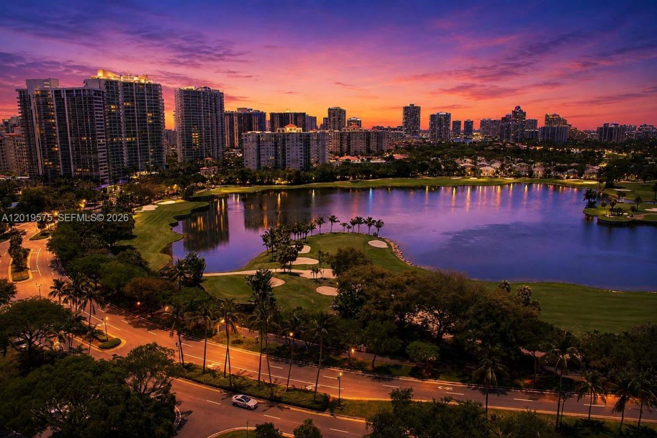 3675 N Country Club Dr, Unit 1903, Aventura, FL 33180 Photo