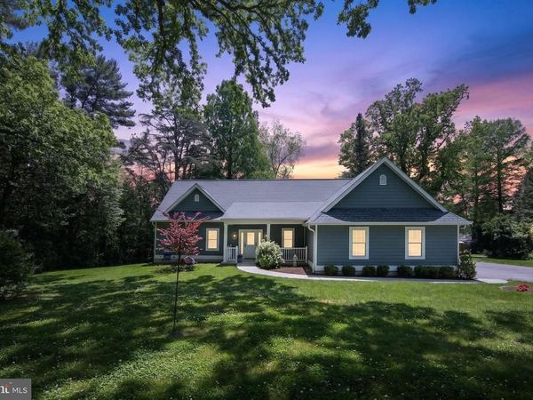 10 E BROOKHAVEN ROAD, WALLINGFORD, PA 19086