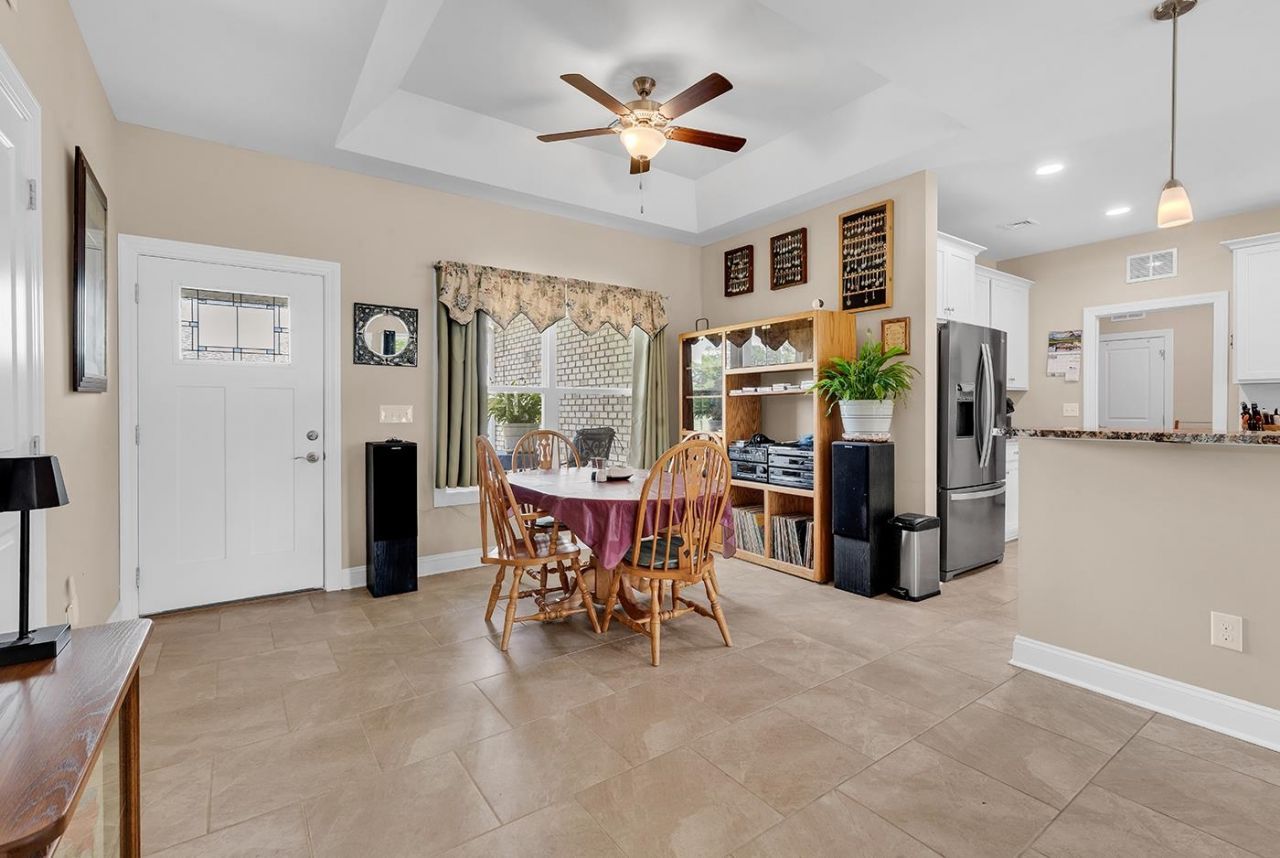 1795 Southern Crest Dr. Photo 4