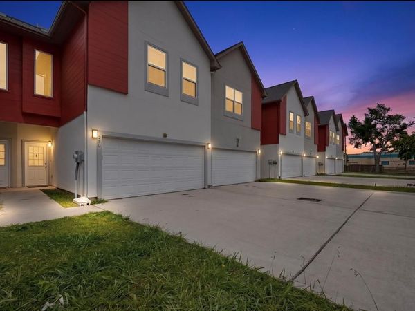 226 Heritage Court, Seagoville, TX 75159