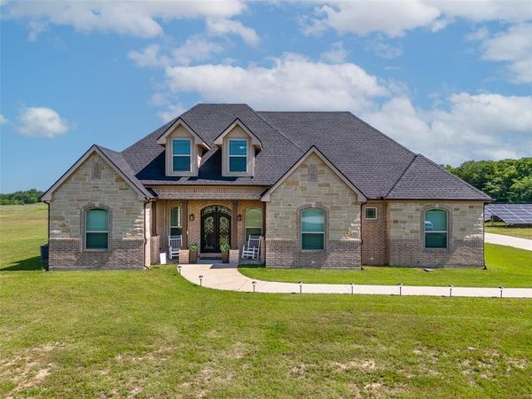 1221 FM 272, Leonard, TX 75452