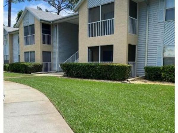 101 Bent Tree Drive, Unit 24, Daytona Beach, FL 32114