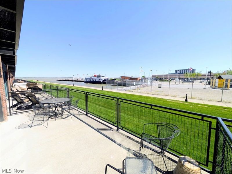401 W SHORELINE Drive, Unit 109, Sandusky, OH 44870 Photo 21