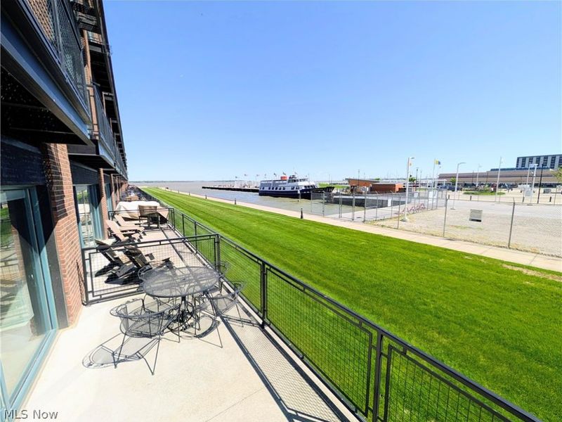 401 W SHORELINE Drive, Unit 109, Sandusky, OH 44870 Photo 22