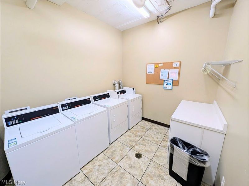 401 W SHORELINE Drive, Unit 109, Sandusky, OH 44870 Photo 25