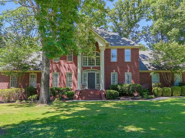 1503 Magnolia Drive, Hartselle, AL 35640