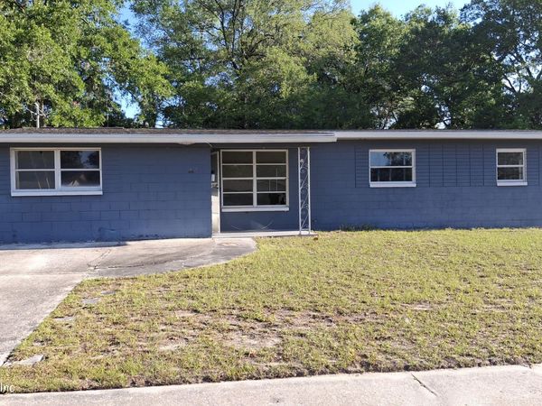 7619 WYCOMBE Drive N, Jacksonville, FL 32277