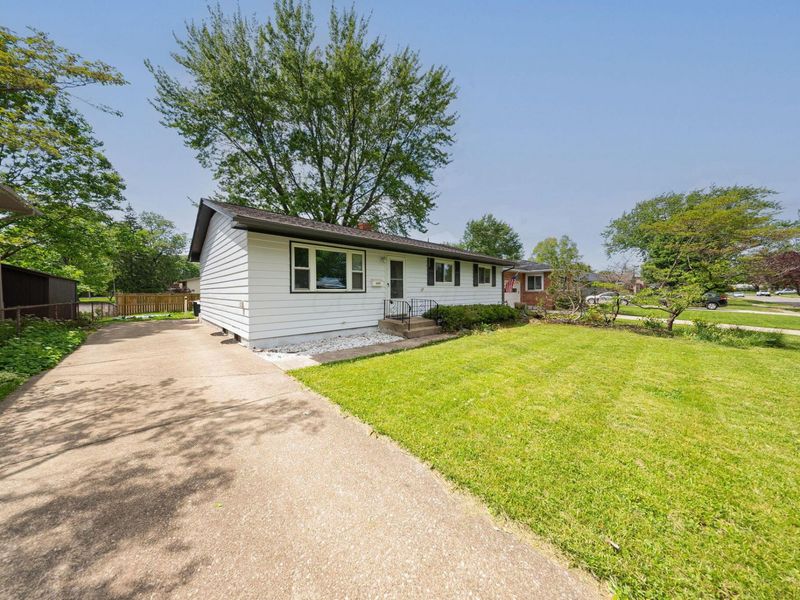4459 Hartwell Road, Columbus, OH 43224 Photo 2