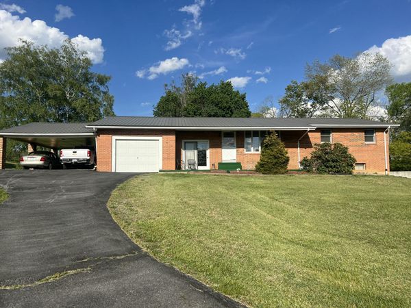111 Crockett Ln, Talcott, WV 24981