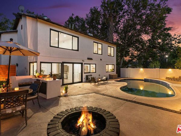 2313 Rynerson Court, Simi Valley, CA 93065