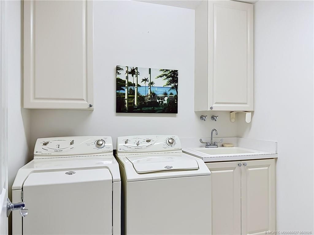 36 Harbour Isle Drive W, Unit PH 02, Fort Pierce, FL 34949 Photo