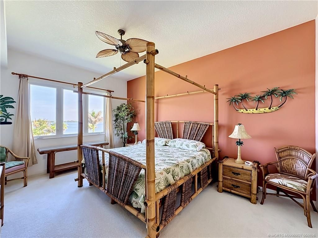 36 Harbour Isle Drive W, Unit PH 02, Fort Pierce, FL 34949 Photo