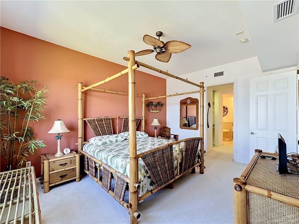 36 Harbour Isle Drive W, Unit PH 02, Fort Pierce, FL 34949 Photo