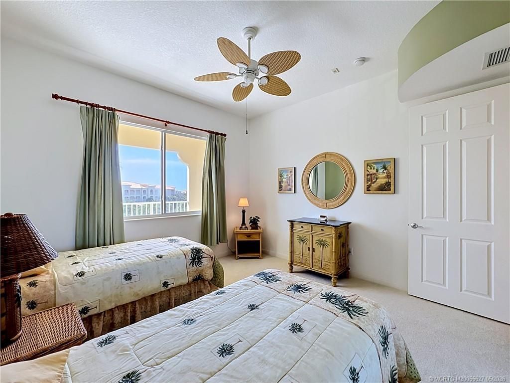 36 Harbour Isle Drive W, Unit PH 02, Fort Pierce, FL 34949 Photo