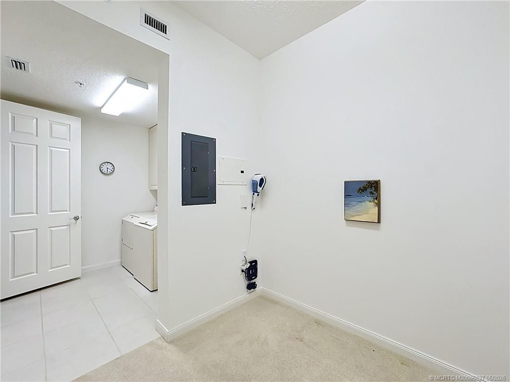 36 Harbour Isle Drive W, Unit PH 02, Fort Pierce, FL 34949 Photo