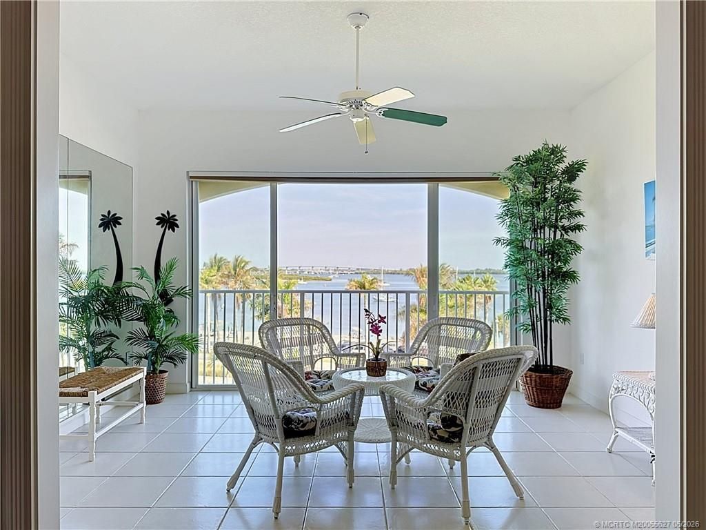 36 Harbour Isle Drive W, Unit PH 02, Fort Pierce, FL 34949 Photo