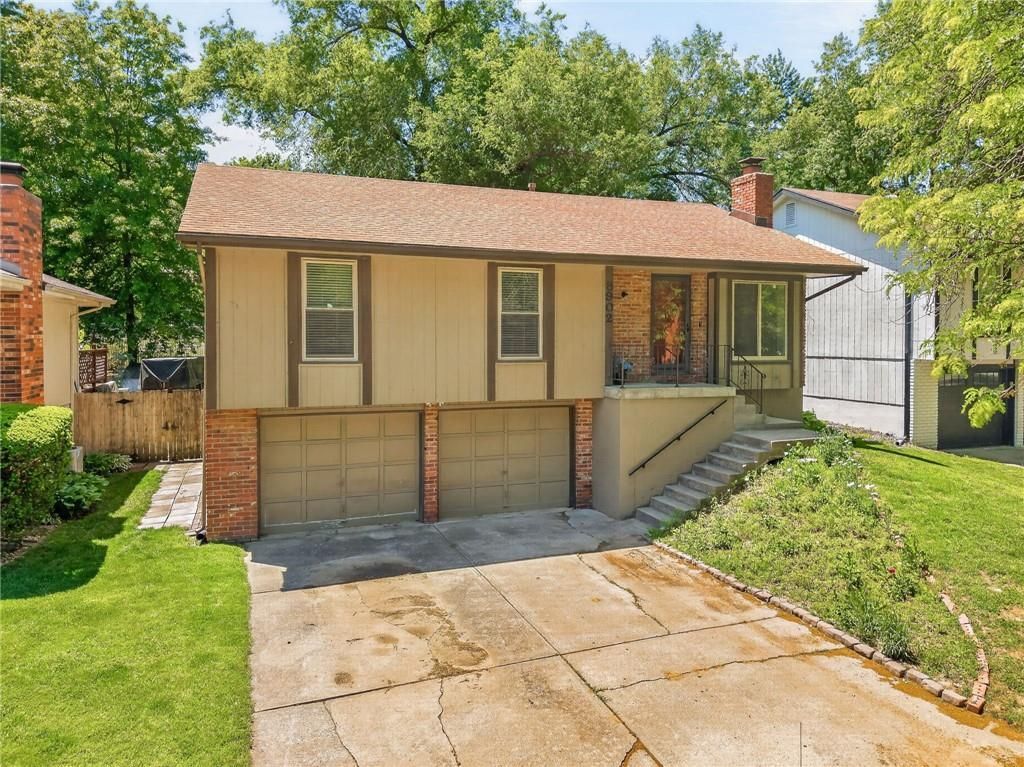 3902 N Colorado Avenue, Kansas City, MO 64117 Main Photo