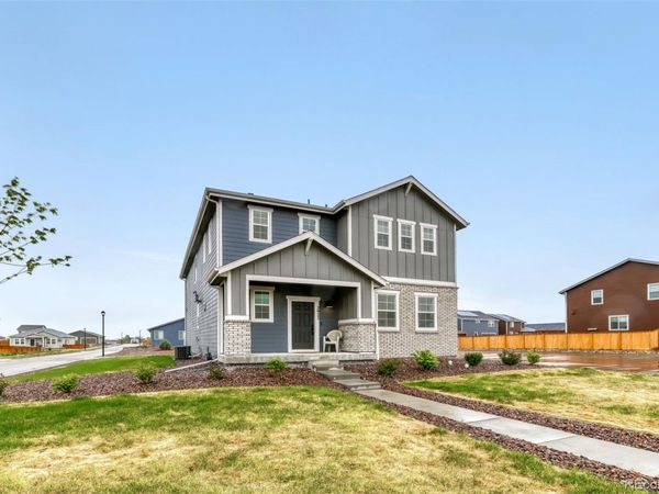 2922 Nectar Street , Strasburg, CO 80136