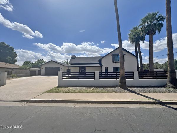 753 W 6TH Drive, Mesa, AZ 85210
