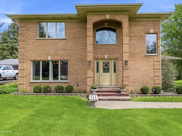 1N589 Goodrich Avenue , Glen Ellyn, IL 60137