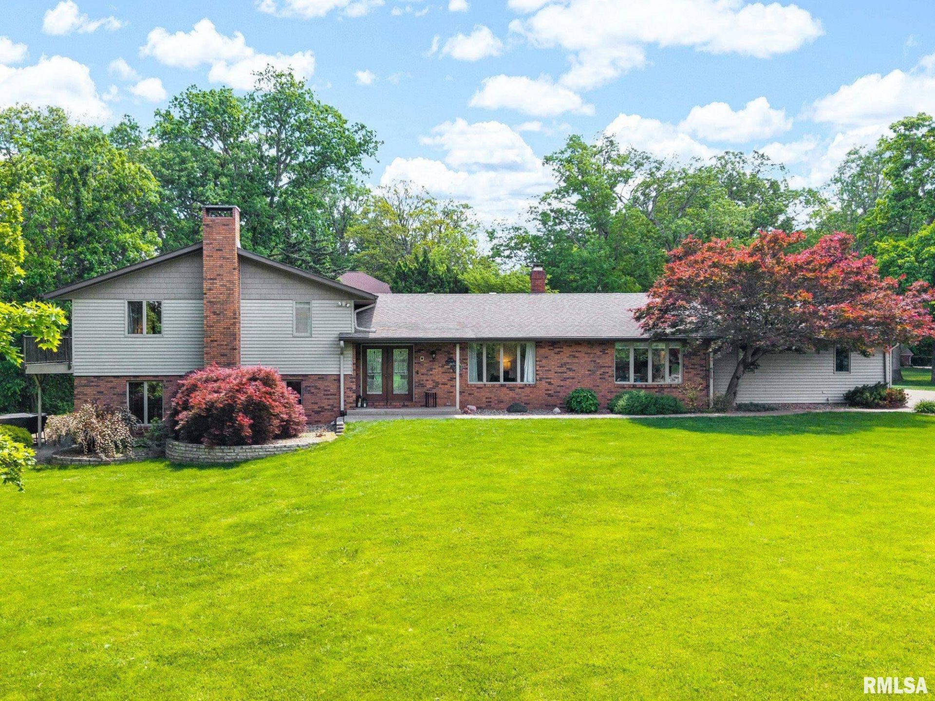 1450 NE Windermere Drive, Tremont, IL 61568 Main Photo