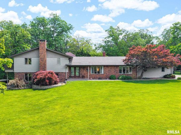 1450 NE WINDERMERE Drive, Tremont, IL 61568
