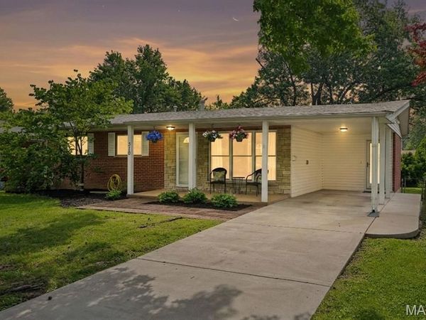 310 Paul Avenue, Florissant, MO 63031