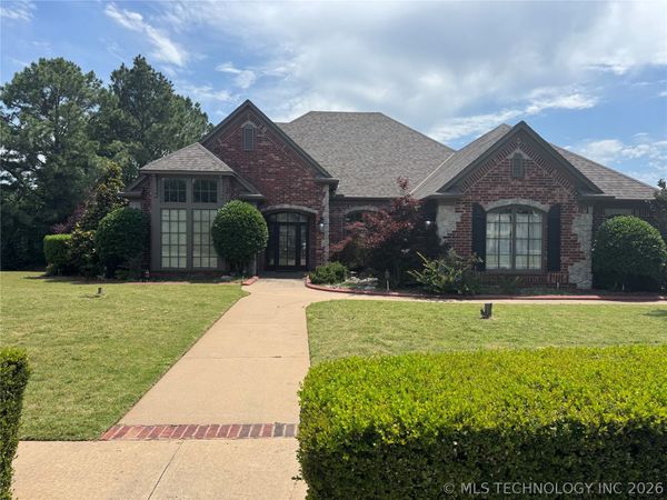 309 E Imperial Street , Broken Arrow, OK 74011