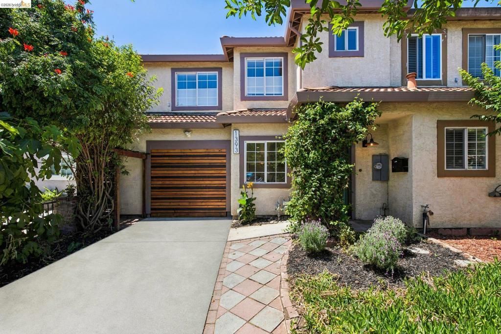 1393 Locust St, San Jose, CA 95110 Main Photo