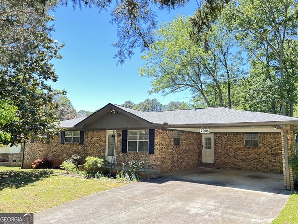 2904 Barry Avenue SE, Smyrna, GA 30082