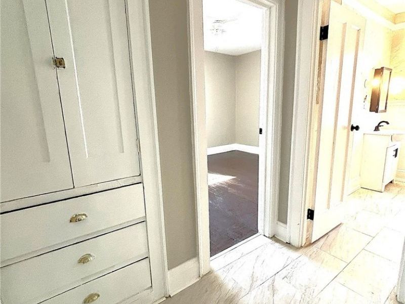 14172 Superior Road, Cleveland Heights, OH 44118 Photo 8