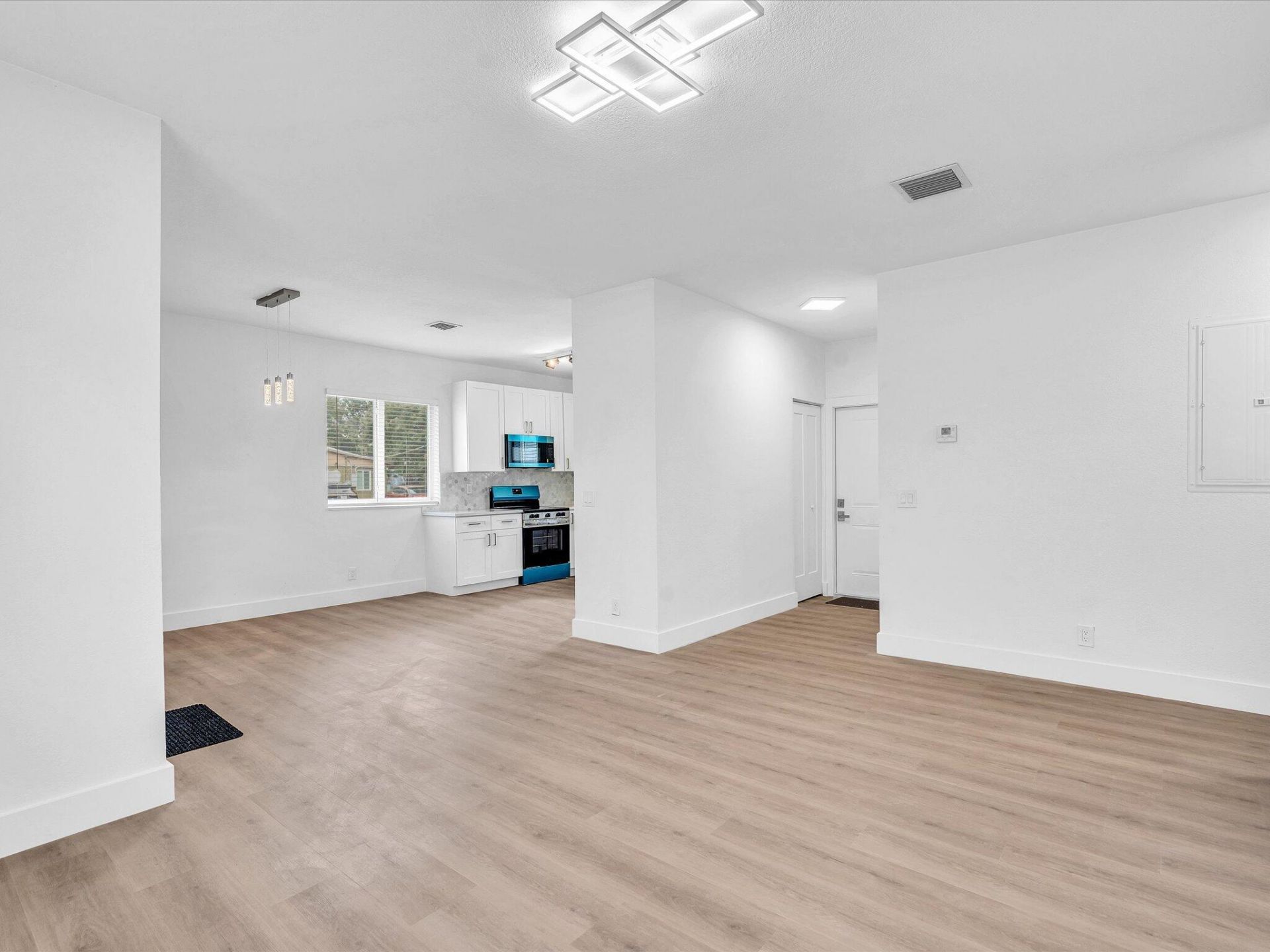 2410 NW 43rd Street, Miami, FL 33142 Photo