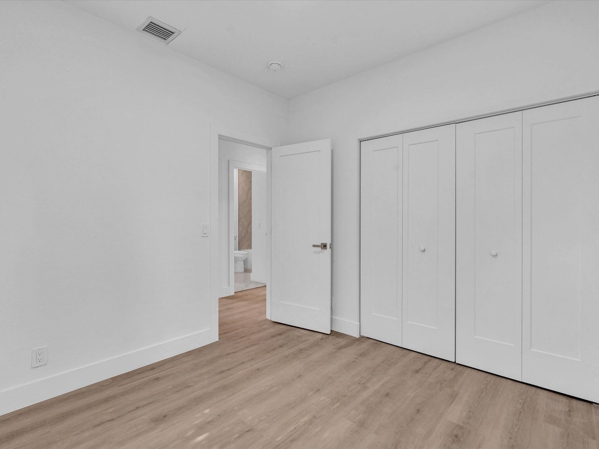 2410 NW 43rd Street, Miami, FL 33142 Photo