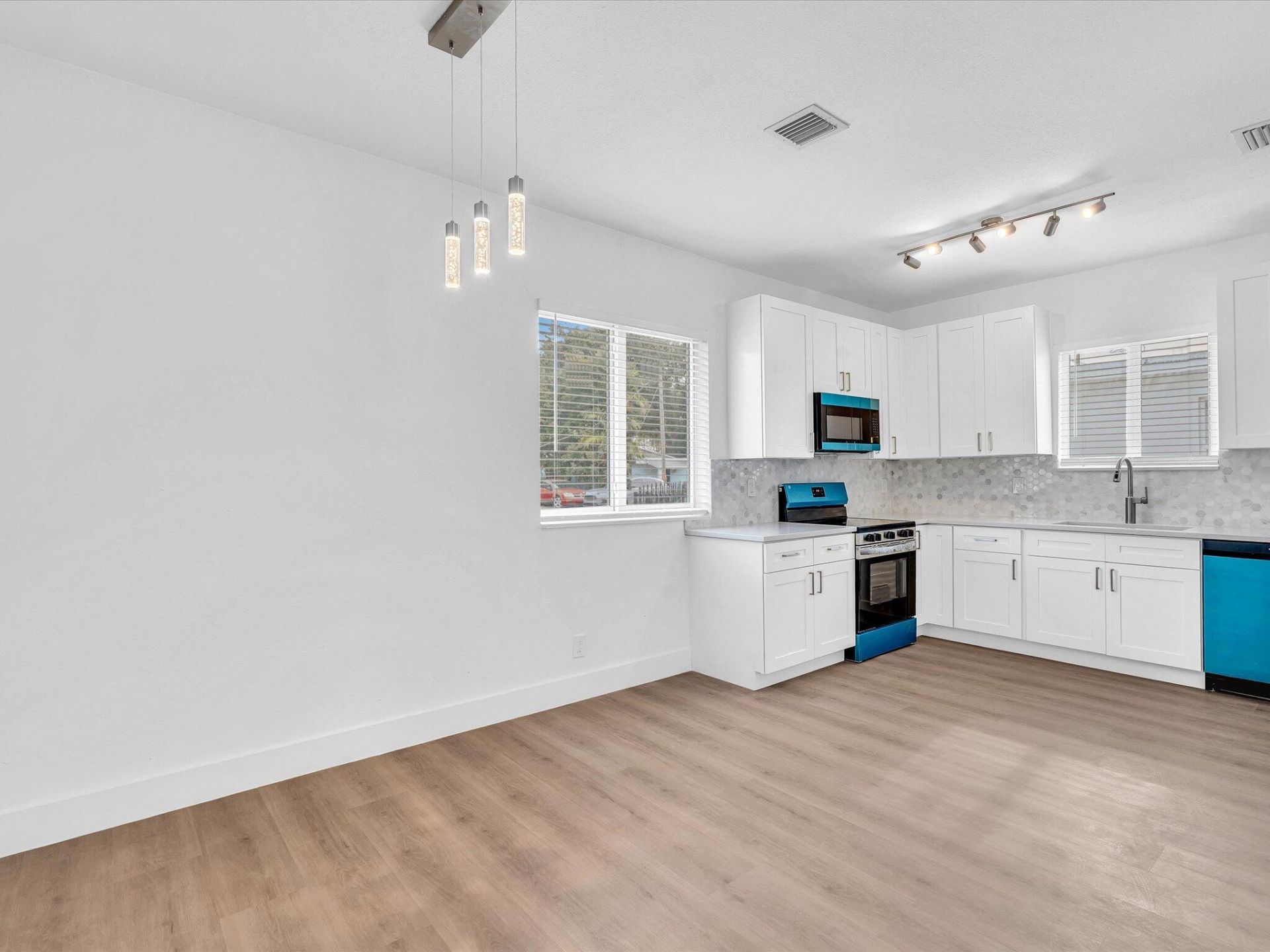 2410 NW 43rd Street, Miami, FL 33142 Photo
