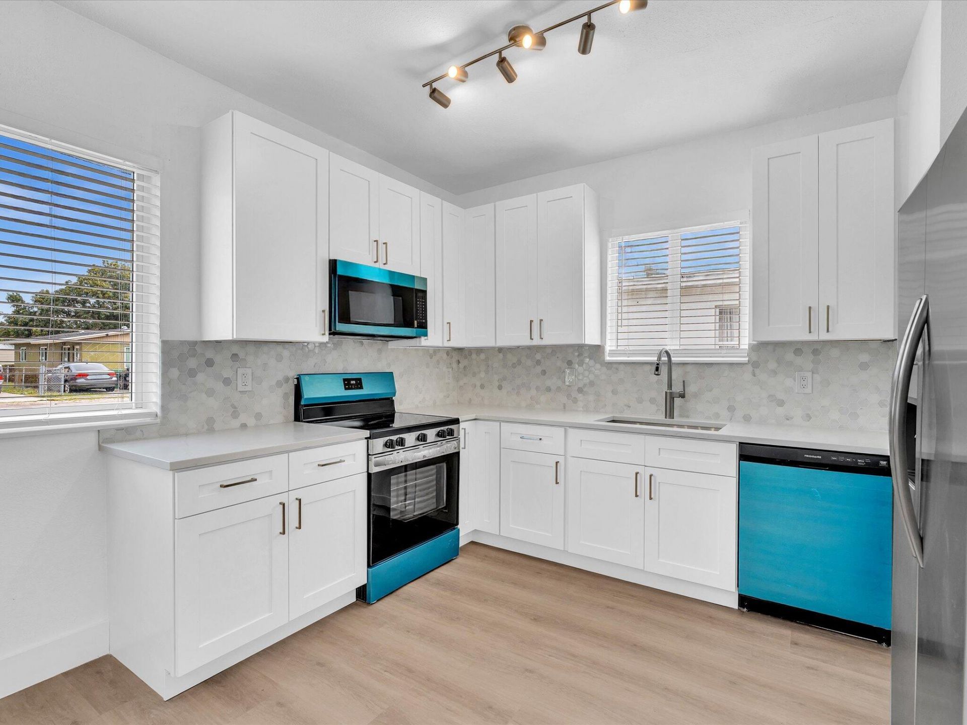 2410 NW 43rd Street, Miami, FL 33142 Photo