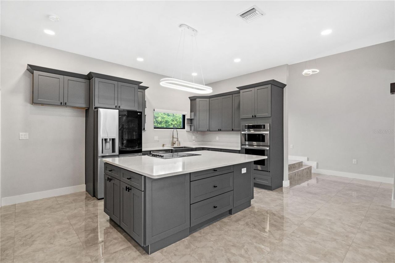541 W Lake Brantley Road , Altamonte Springs, FL 32714 Photo