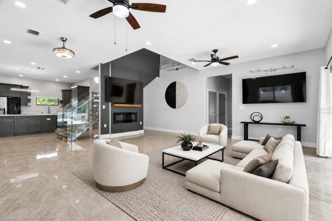 541 W Lake Brantley Road , Altamonte Springs, FL 32714 Photo