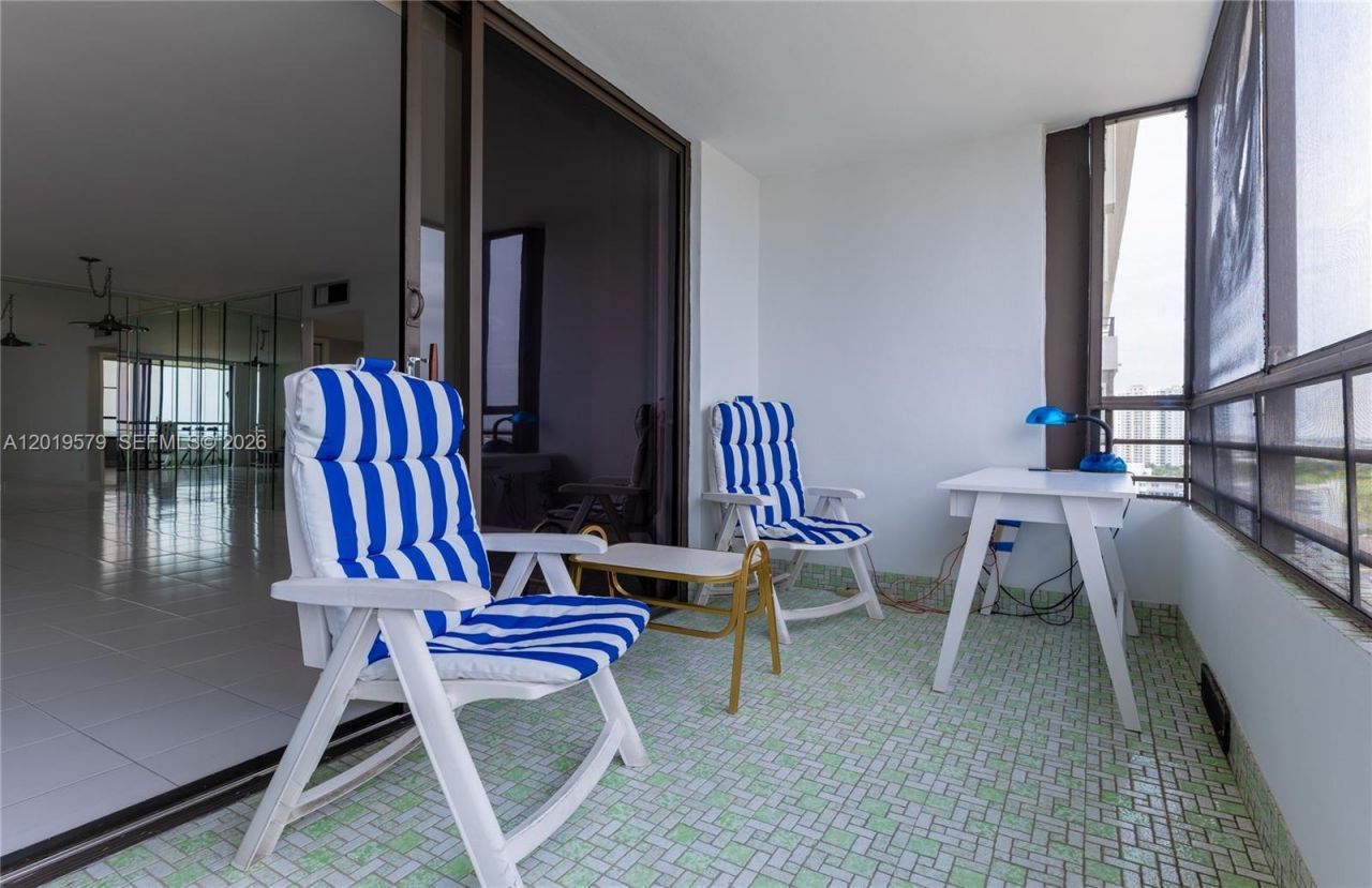 500 Three Islands Blvd , Unit 1110, Hallandale Beach, FL 33009 Photo