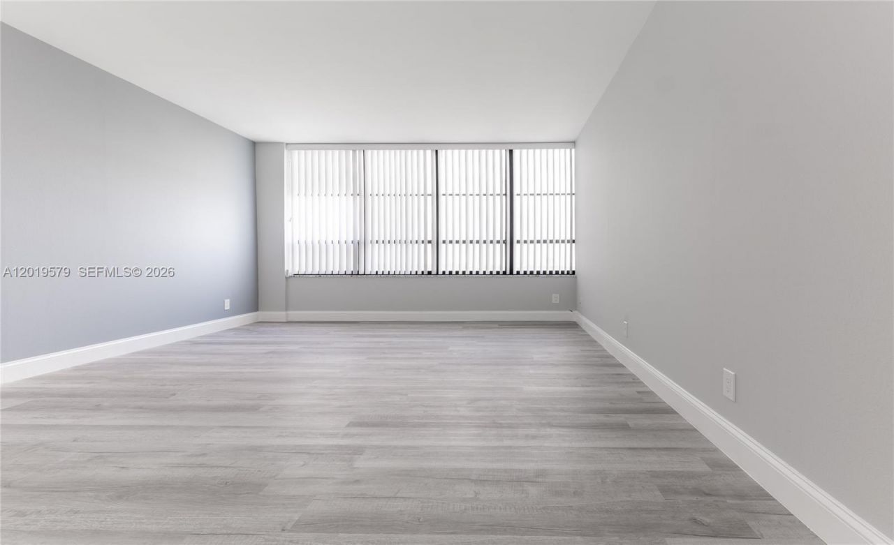 500 Three Islands Blvd , Unit 1110, Hallandale Beach, FL 33009 Photo