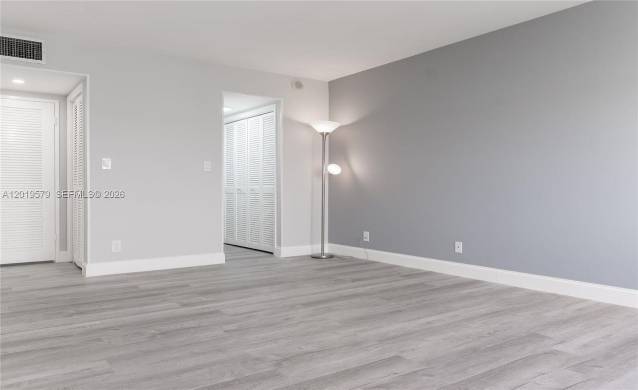 500 Three Islands Blvd , Unit 1110, Hallandale Beach, FL 33009 Photo