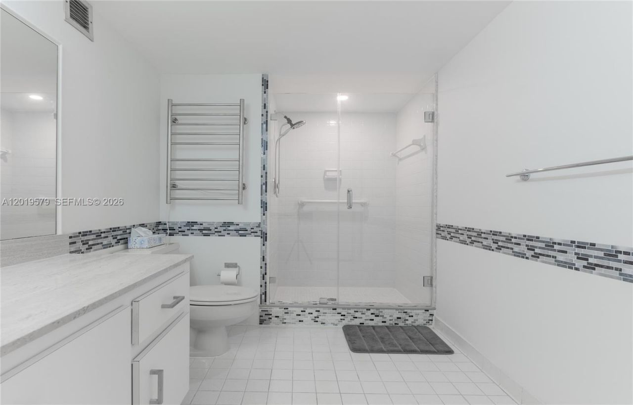 500 Three Islands Blvd , Unit 1110, Hallandale Beach, FL 33009 Photo